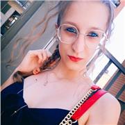 Ragazza che frequenta università da ripetizioni